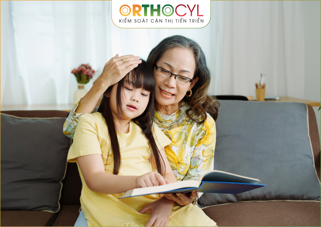 Kính Ortho-k điều trị lão thị