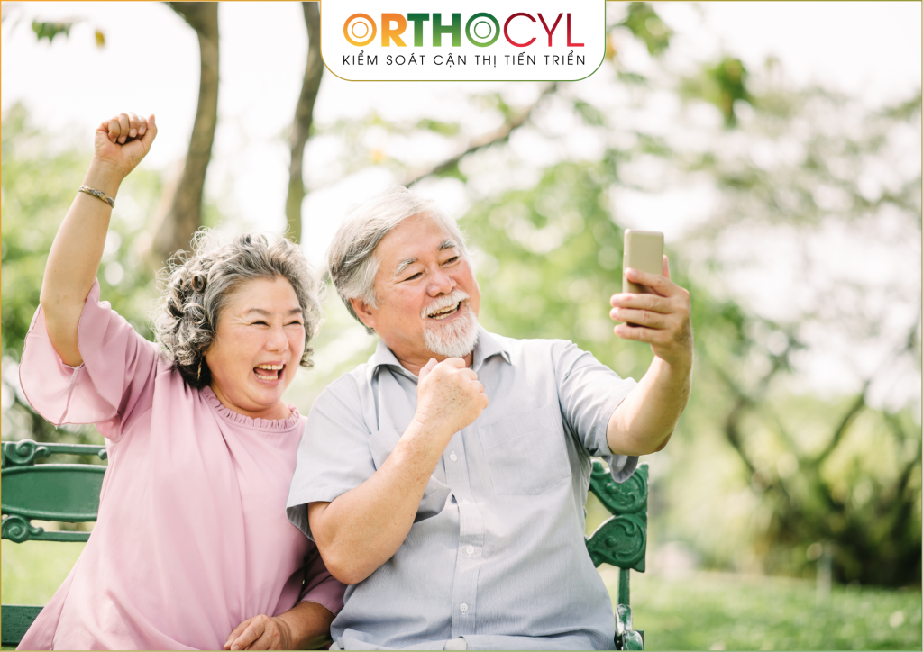 Kính Ortho-K điều trị lão thị